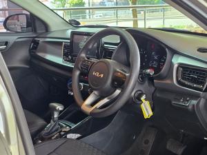 Kia Rio hatch 1.4 LS auto - Image 10