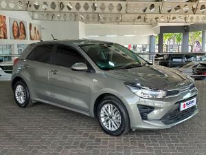Kia Rio hatch 1.4 LS auto - Image 1