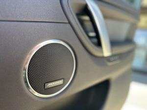 Land Rover Discovery Sport D200 R-Dynamic SE - Image 16