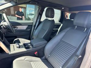 Land Rover Discovery Sport D200 R-Dynamic SE - Image 9