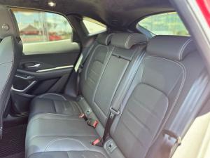 Jaguar E-Pace D200 AWD R-Dynamic SE - Image 14