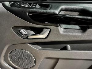 Ford Tourneo Custom 2.0SiT SWB Limited - Image 17