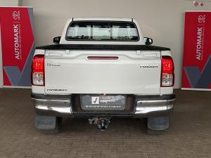 Toyota Hilux 2.4GD-6 single cab Raider manual - Image 5