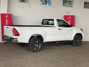 Toyota Hilux 2.4GD-6 single cab Raider manual - Image 2