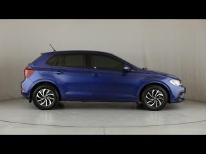 Volkswagen Polo hatch 1.0TSI Life manual - Image 3