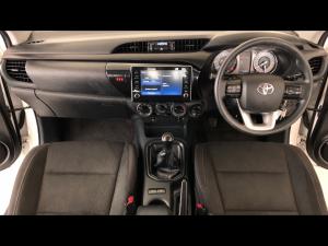 Toyota Hilux 2.4GD-6 double cab 4x4 Raider manual - Image 6