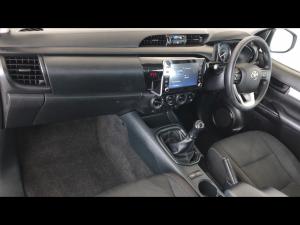Toyota Hilux 2.4GD-6 double cab 4x4 Raider manual - Image 7