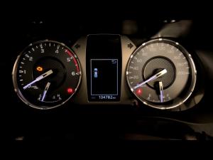 Toyota Hilux 2.4GD-6 double cab 4x4 Raider manual - Image 9