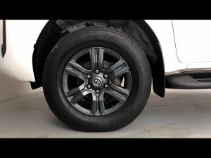 Toyota Hilux 2.4GD-6 double cab 4x4 Raider manual - Image 18