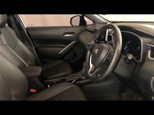 Toyota Corolla Cross 1.8 Hybrid XR - Image 10