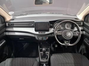 Toyota Rumion 1.5 SX manual - Image 6