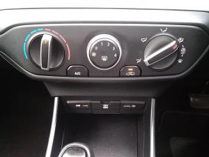 Hyundai i20 1.4 Motion auto - Image 15