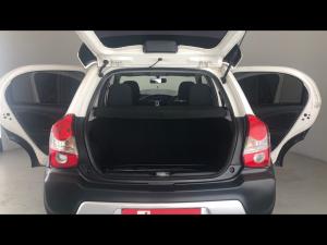 Toyota Etios Cross 1.5 Xs - Image 13