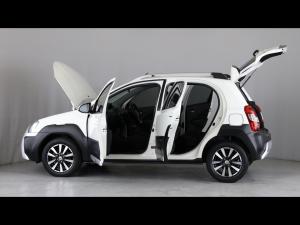 Toyota Etios Cross 1.5 Xs - Image 26