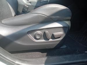 Toyota RAV4 2.0 GX-R AWD - Image 18