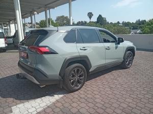 Toyota RAV4 2.0 GX-R AWD - Image 2