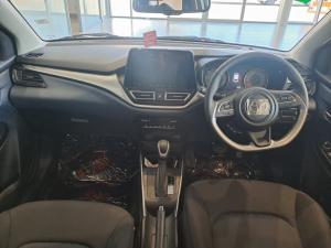 Toyota Starlet 1.5 XR automatic - Image 6