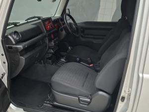 Suzuki Jimny 1.5 GA - Image 7