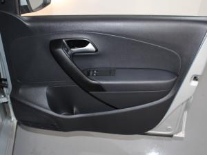 Volkswagen Polo Vivo 1.6 Comfortline TIP - Image 15