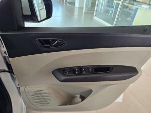 Renault Triber 1.0 Prestige / Intens - Image 14