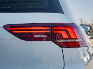 Volkswagen Golf 1.4TSI Life Plus - Image 11