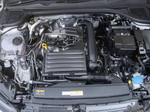 Volkswagen Golf 1.4TSI Life Plus - Image 20