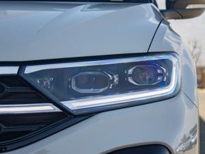 Volkswagen T-Roc 2.0TSI 4Motion R-Line - Image 11