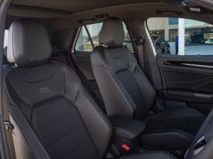 Volkswagen T-Roc 2.0TSI 4Motion R-Line - Image 14