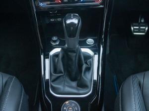Volkswagen T-Roc 2.0TSI 4Motion R-Line - Image 17