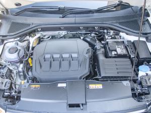 Volkswagen T-Roc 2.0TSI 4Motion R-Line - Image 20