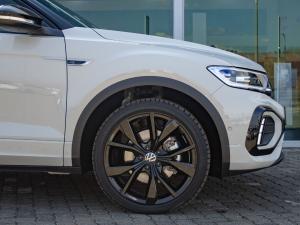 Volkswagen T-Roc 2.0TSI 4Motion R-Line - Image 9