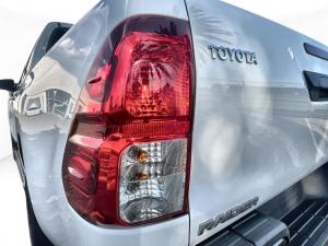 Toyota Hilux 2.4GD-6 double cab Raider manual - Image 20