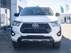 Toyota Hilux 2.4GD-6 double cab Raider manual - Image 2