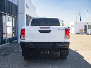 Toyota Hilux 2.4GD-6 double cab Raider manual - Image 6