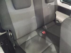 Volkswagen Caddy 1.6 crew bus - Image 10