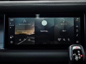 Land Rover Defender 110 D240 X-Dynamic SE - Image 14
