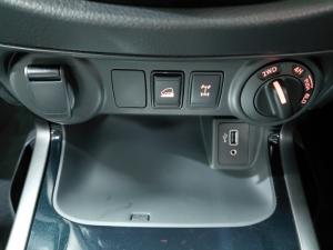 Nissan Navara 2.5DDTi double cab Pro-4X 4x4 - Image 8