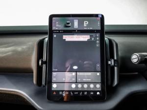 Volvo EX30 Plus Single Motor Extended Range - Image 16