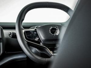 Volvo EX30 Plus Single Motor Extended Range - Image 19