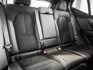 Volvo XC40 Recharge Twin Motor Ultimate - Image 13