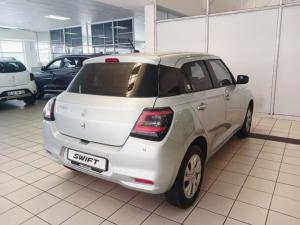 Suzuki Swift 1.2 GL+ auto - Image 12