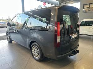 Hyundai Staria 2.2D Executive 9-seater - Image 4