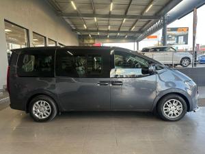 Hyundai Staria 2.2D Executive 9-seater - Image 7