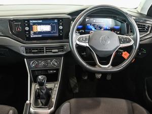 Volkswagen Polo hatch 1.0TSI Life manual - Image 14