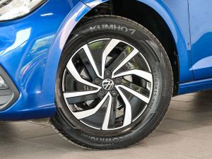 Volkswagen Polo hatch 1.0TSI Life manual - Image 2