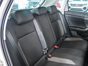 Volkswagen Polo hatch 1.0TSI Life manual - Image 13