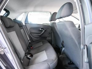 Volkswagen Polo Vivo hatch 1.6 Life - Image 11