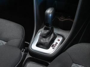Volkswagen Polo Vivo hatch 1.6 Life - Image 19