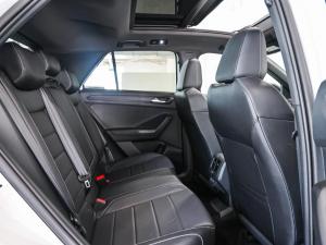 Volkswagen T-Roc 2.0TSI 4Motion R-Line - Image 18