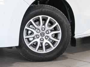 Volkswagen Transporter 2.0TDI Kombi SWB Life - Image 3